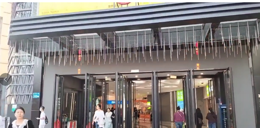 商超珠寶店為何都在使用透明LED全彩屏？